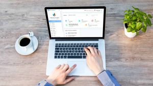 Manajemen bimbel menggunakan software AOneSchools