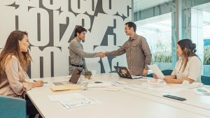 client servicing manajemen sekolah